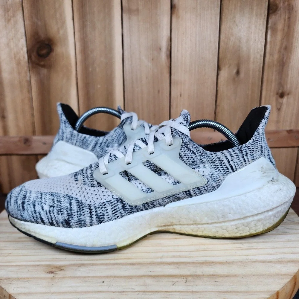 Adidas Ultraboost 21‎ Shoes Womens 11 White Black Running Sneakers GV7712
